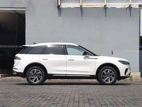 2025�� 2.0T ����������