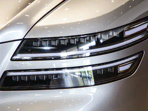 2026�� 2.5T ����������