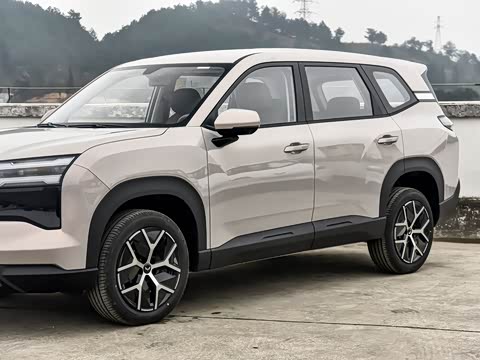 2026�� 1.5T 6MT ������ 