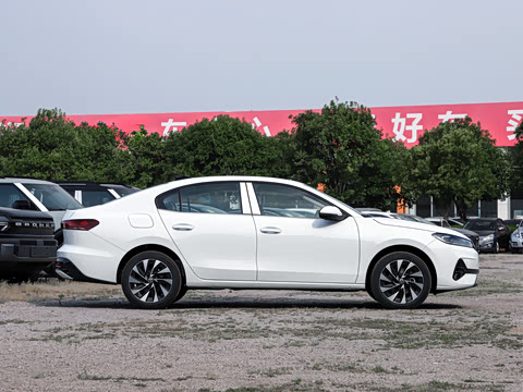 2026�� S 300TSI ������