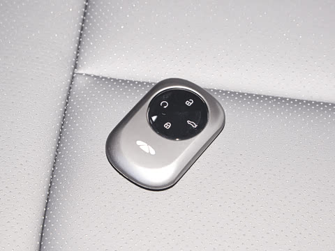 2025�� 215Զ�а�