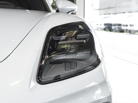 2026�� Panamera ������ 2.9T