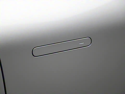 2025�� 750 ���������� Ultra