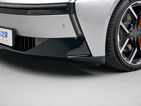 2025�� 750 ���������� Ultra