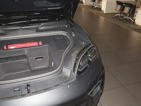 2026�� Macan ��������