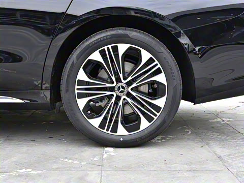 2026�� E 300 L ������