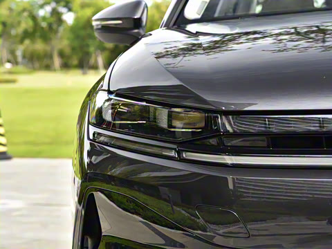 2026�� L 300TSI DSG ������