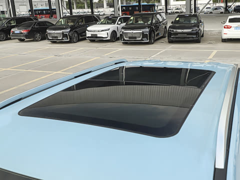 2025�� 501KM ����Ultra��