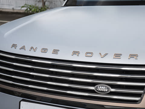 2026�� 4.4 V8 SV����� ����