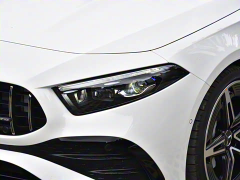 2026�� AMG A 35 4MATIC