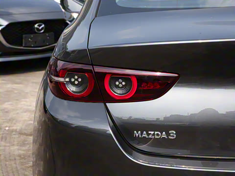 2025�� 2.0L �Զ������