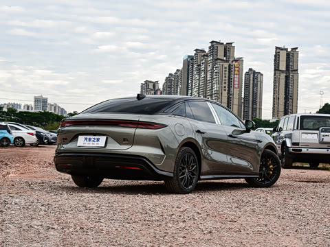 2025�� EV 701KM�����״�������