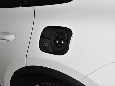 2026�� Macan ��������