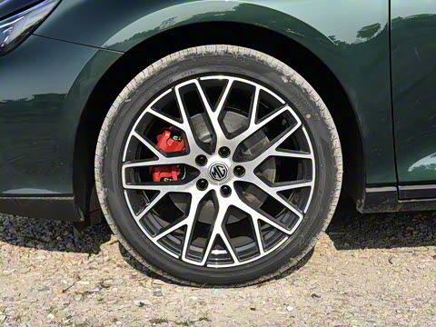 2026�� 2.0T 405 AT������