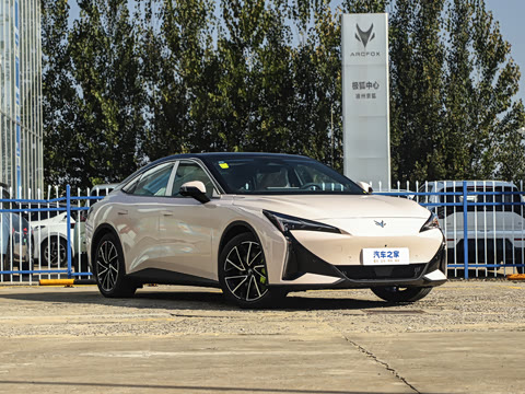 2025�� �Ŀ� 560MAX 185kW