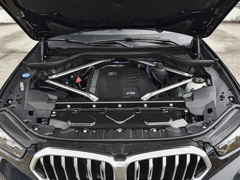2026�� xDrive40i M�˶���װ