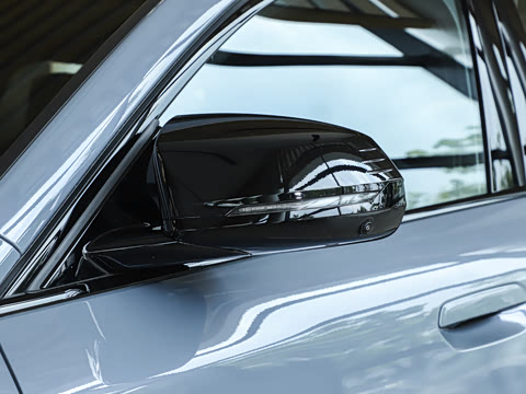 2026�� M35i