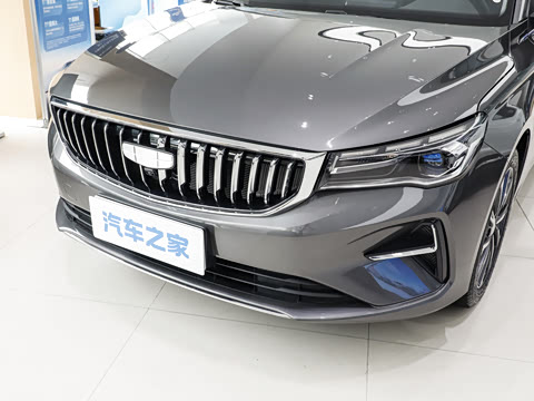 2027�� ���� 1.5L CVT������