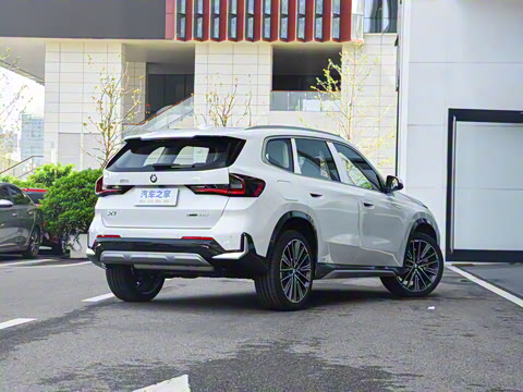 2025�� xDrive25Li X�����װ