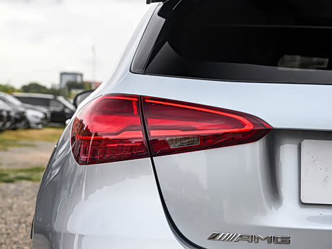 2026�� AMG A 35 4MATIC