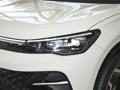 2026�� PRO 380TSI ���� R-Line �����