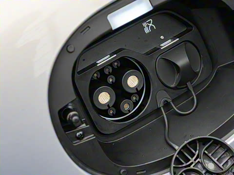 2025�� EV �Ǽݰ� 635KM�����״��콢��