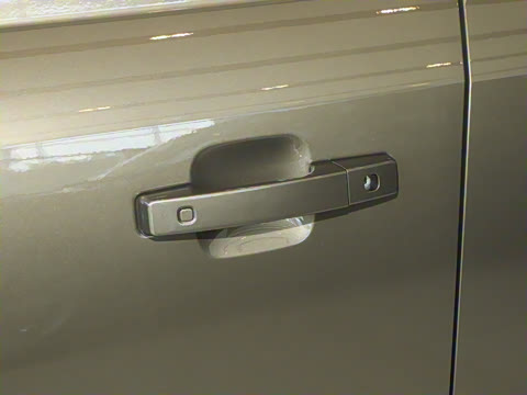 2025�� 130 3.0T P400 ����������