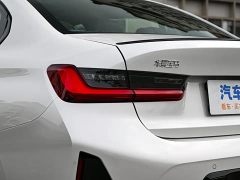 2026�� 330Li ������ M�˶���ҹ��װ