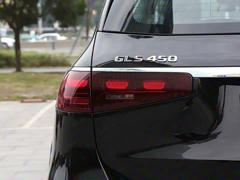 2026�� GLS 450 4MATIC ������