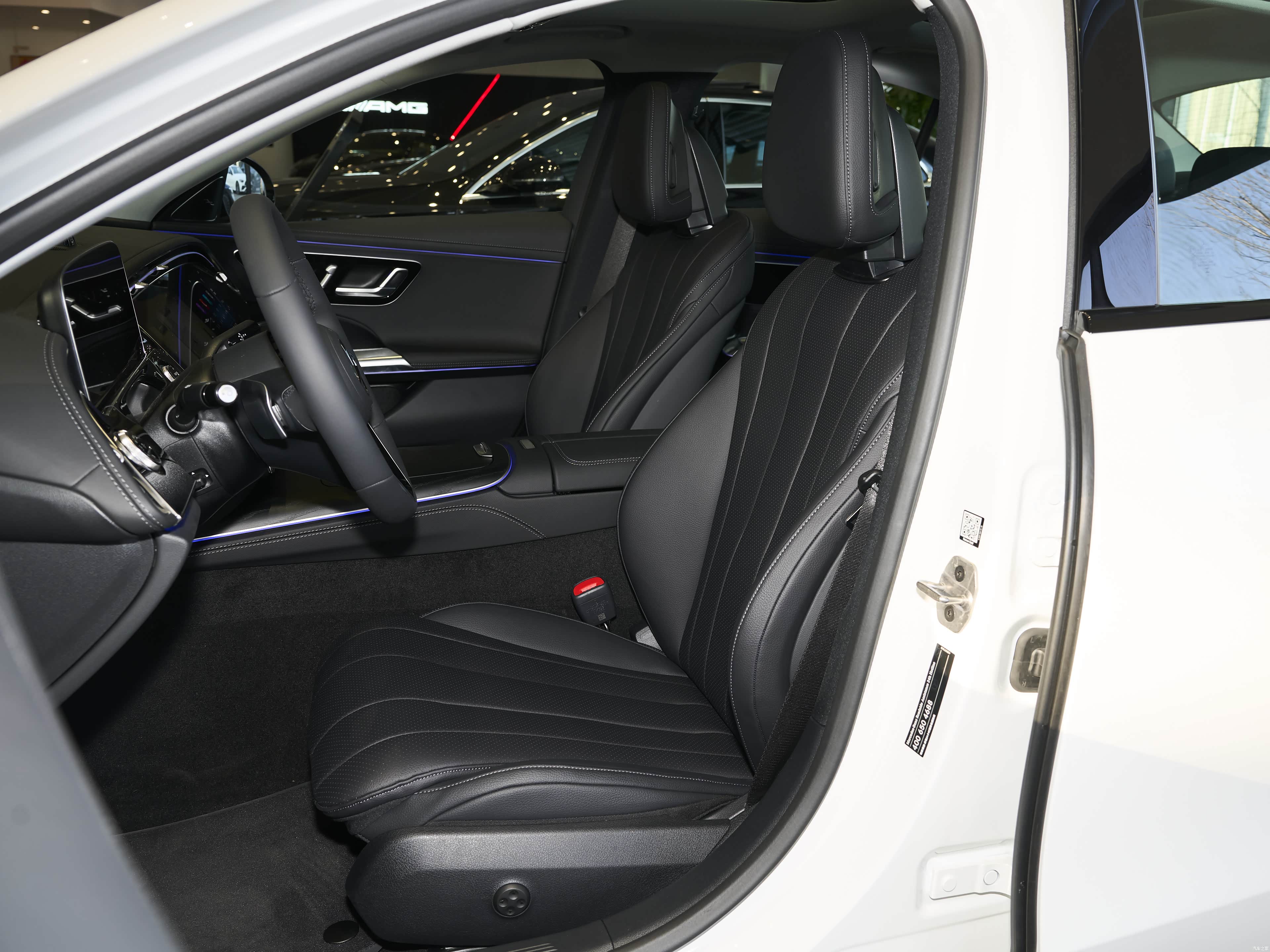 Mercedes-Benz E, миниатюра 22