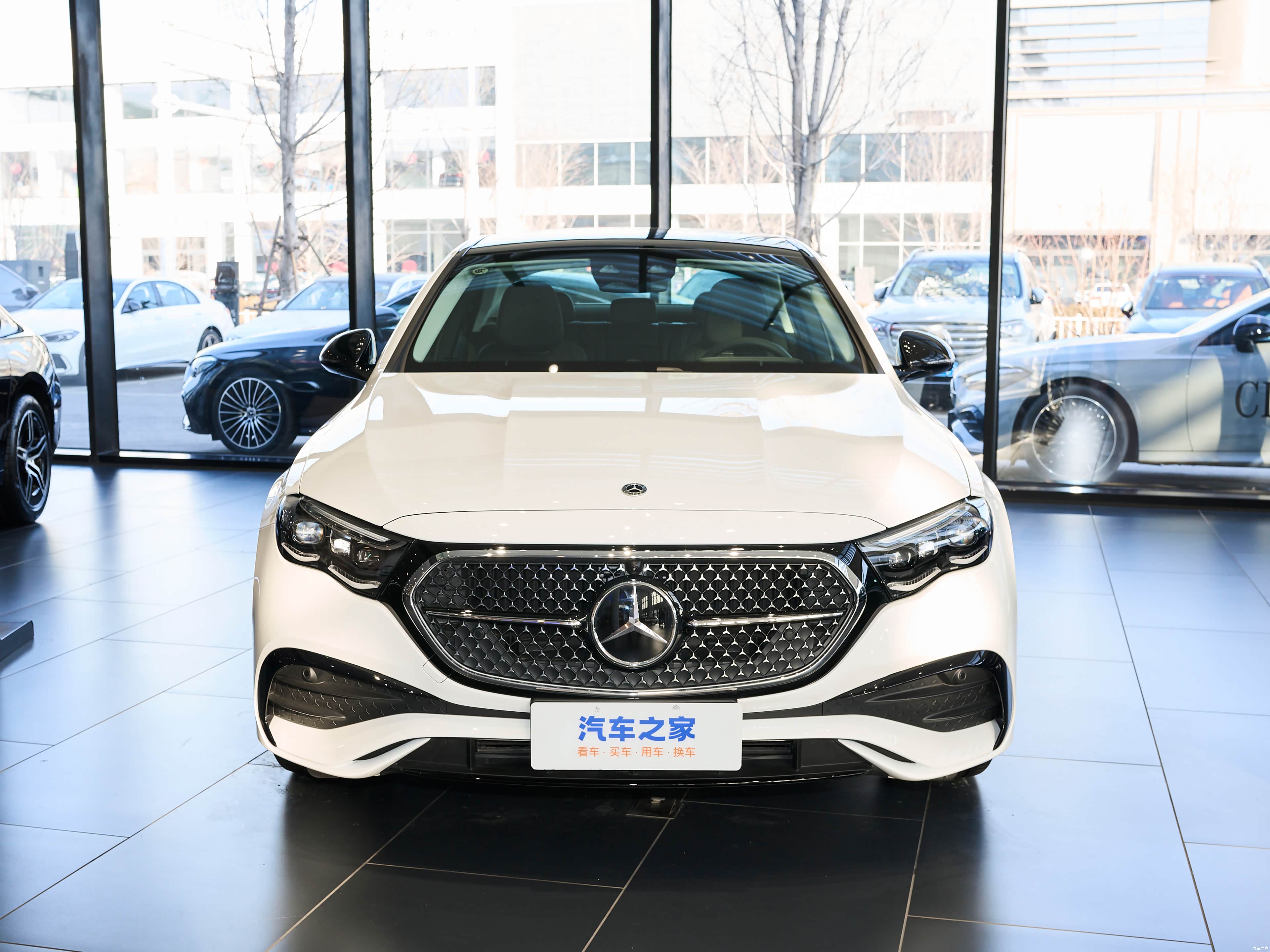 Mercedes-Benz E, миниатюра 2