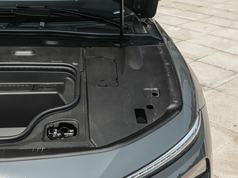 2026�� quattro Ǭ���Ǽݰ�