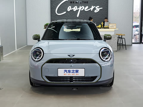 2025�� PAUL SMITH ���ʦ��