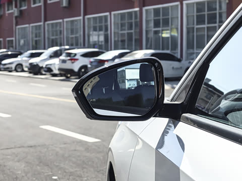 2025�� EM-i 70km ������