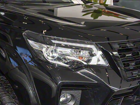 2025�� 2.0T ��������ʿ��