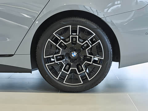 2026�� 430i Gran Coupe M�˶���ҹ��װ