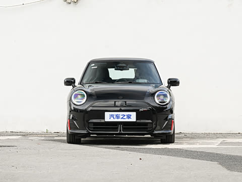 2026�� JOHN COOPER WORKS �ڱ��ر��