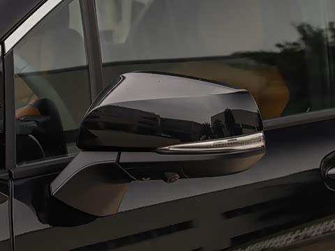 2026�� 2.5L ����׿��318��