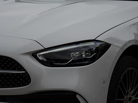 2026�� �Ŀ� C 260 L �˶��ر��