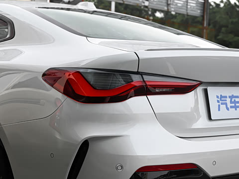 2026�� 430i M�˶���ҹ��װ
