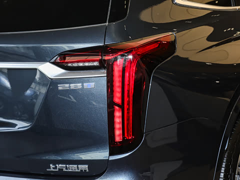 2025�� 2.0T ���������������������