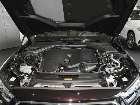 2026�� �Ŀ� E 260 L