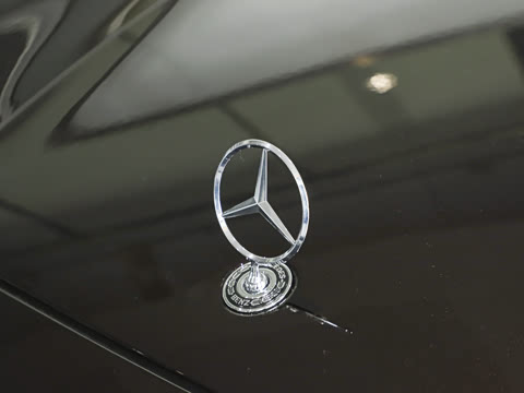 2026�� �Ŀ� E 260 L