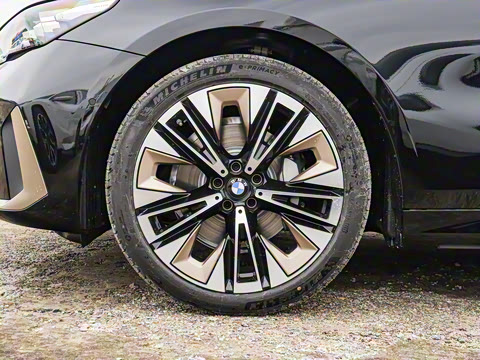 2026�� 530Li ������ ������װ