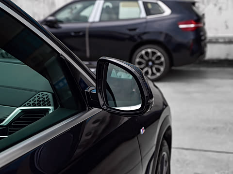 2026�� xDrive40i ������ M�˶���װ