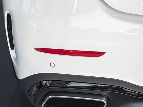 2026�� C 260 L �ҹ�˶���