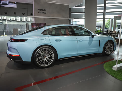 2026�� Panamera ������ 2.9T