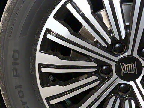 2026 DM-i 1.5T 218KM Խ