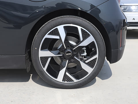 2026�� 463km COOPER SE ������