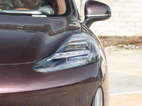 2025�� 670 Max��